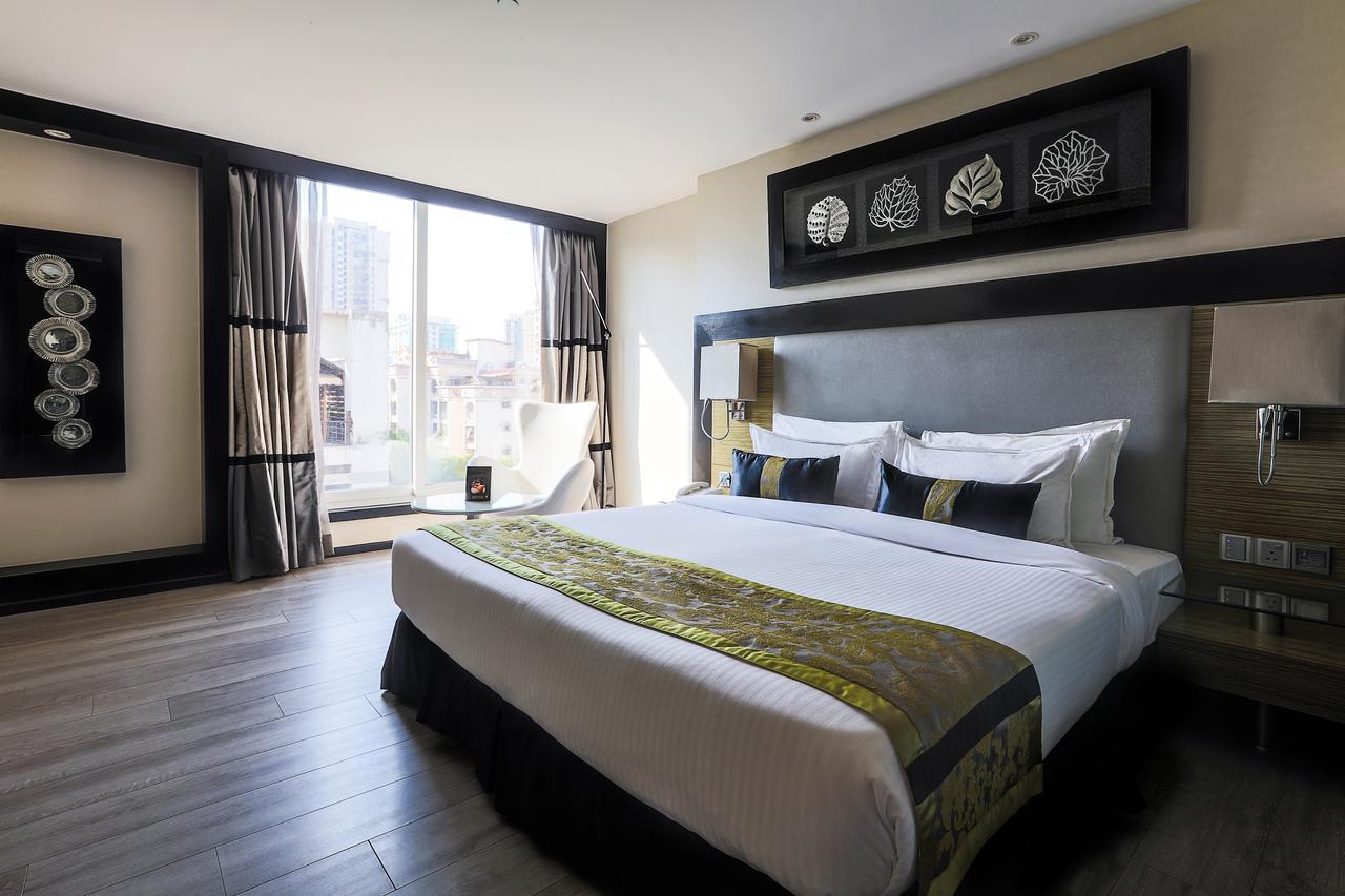 The Empresa Hotel Mumbai Exterior photo